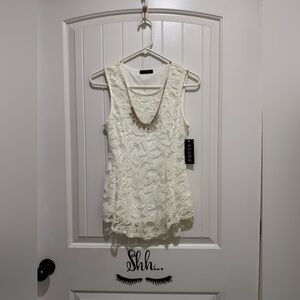 Chic White Lace Blouse